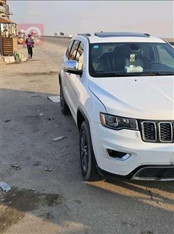 جيب جراند شيروكي